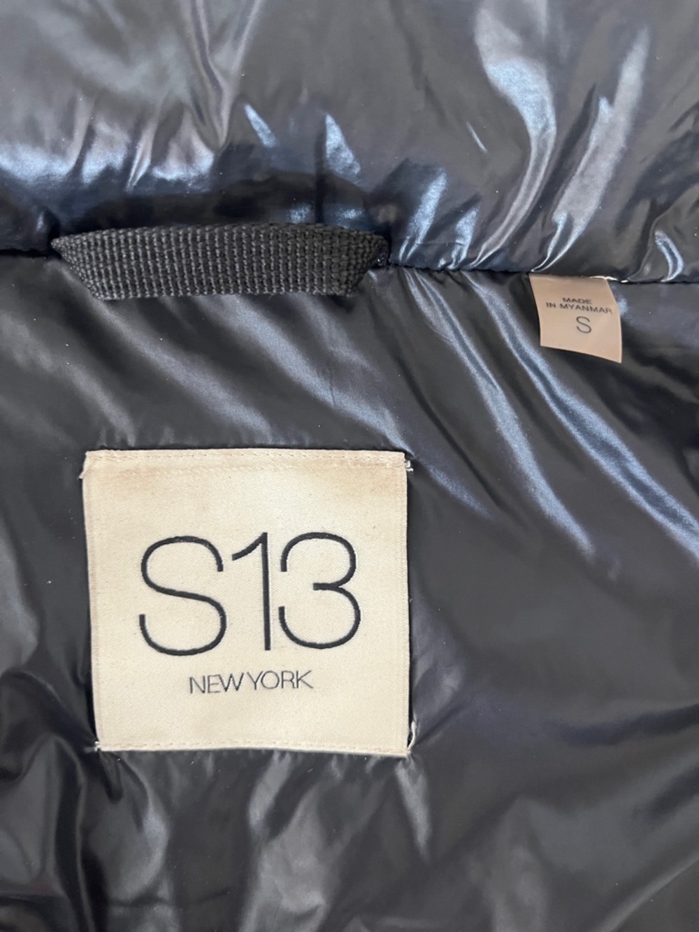 S13 New York Kylie Puffer Vest Black Glossy Down Fill High Neck Small - Picture 2 of 9